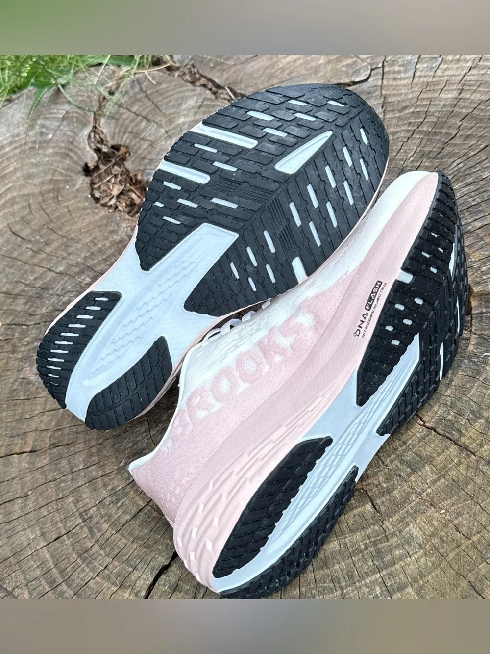 Brooks Launch 11 [1204391B164] Women Running/Pink shoes size 7
